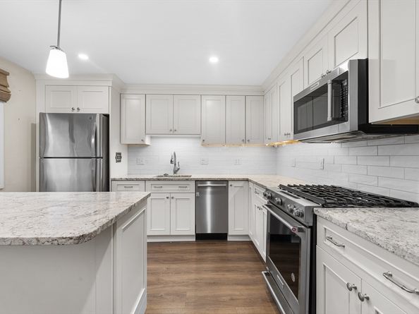 14 Williams C17, Danvers MA 01923