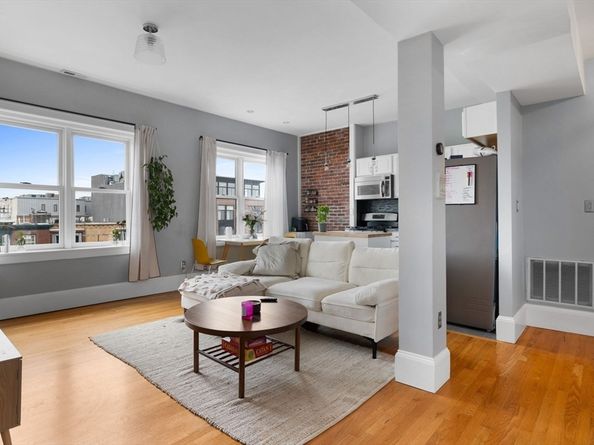 705 Massachusetts Ave., 8, Boston MA 02118