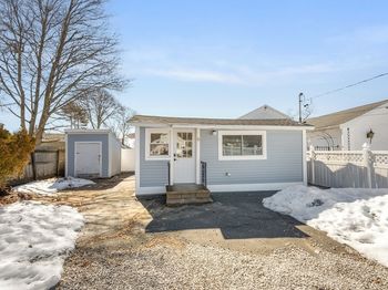 6 Wildwood Ave