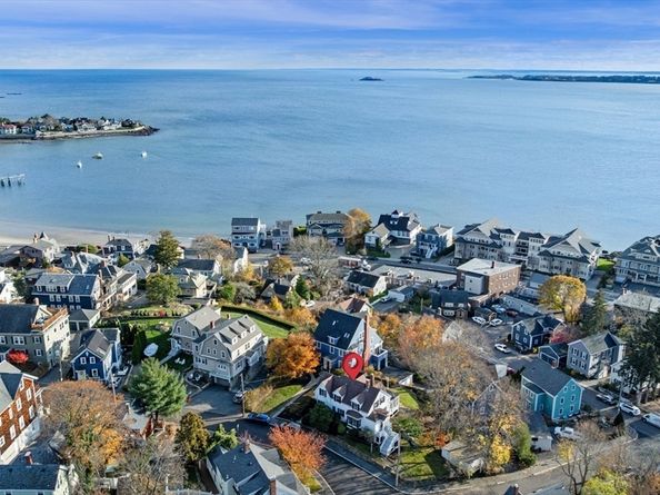 27 Rockland Street, Swampscott MA 01907