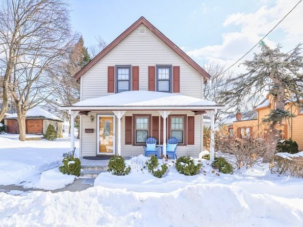 886 Canterbury St, Boston MA 02131