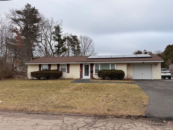 15 Wachusetts Rd, Brockton MA 02302