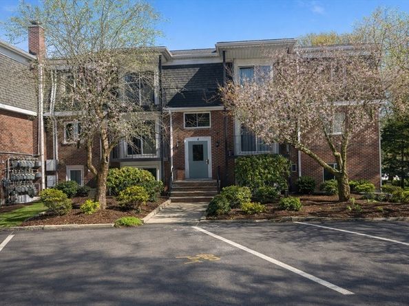 80 Walnut St. 403, Canton MA 02021