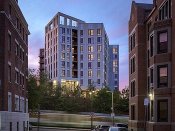 1515 Commonwealth Ave