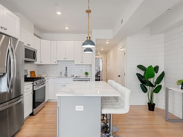 138 Centre St 3, Boston MA 02124