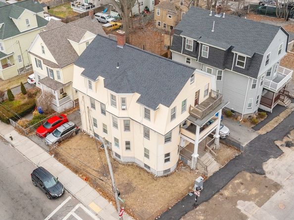 853 Cummins Hwy, Boston MA 02126