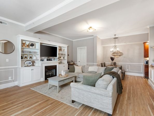 349 Fulton St 10, Medford MA 02155