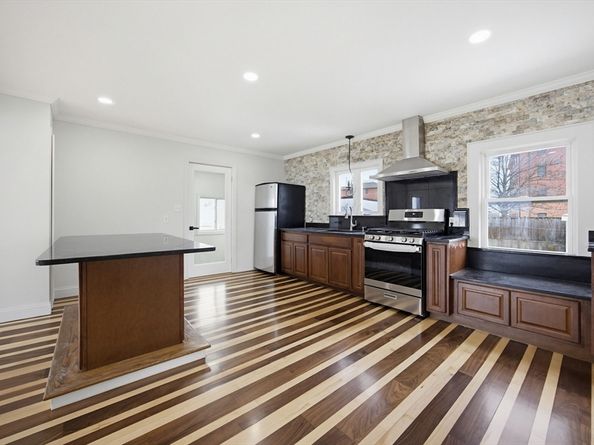 42 Cummings St, Medford MA 02155