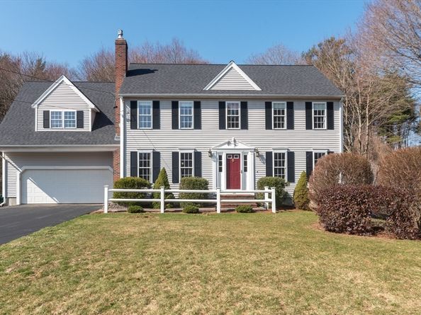 30 Cesidio Ct, Bridgewater MA 02324