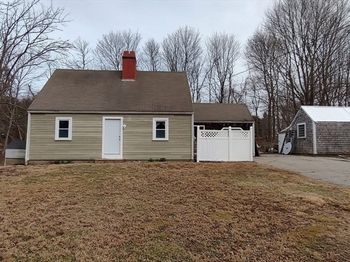 11 Newbury Neck Road