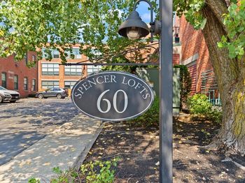 60 Dudley St