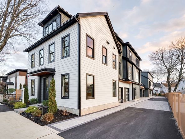 290 Watertown Street 3., Newton MA 02458