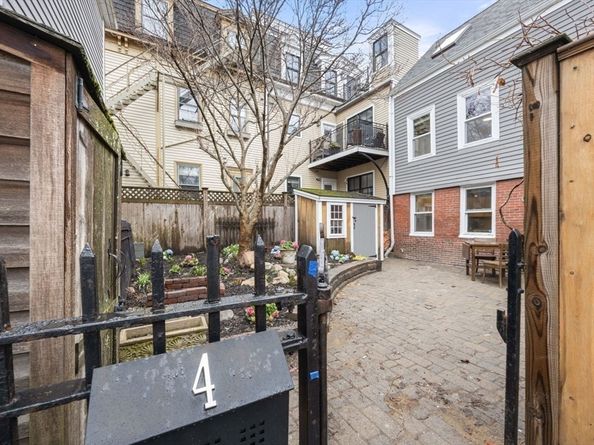 4 Mead Street Ct 0, Boston MA 02129
