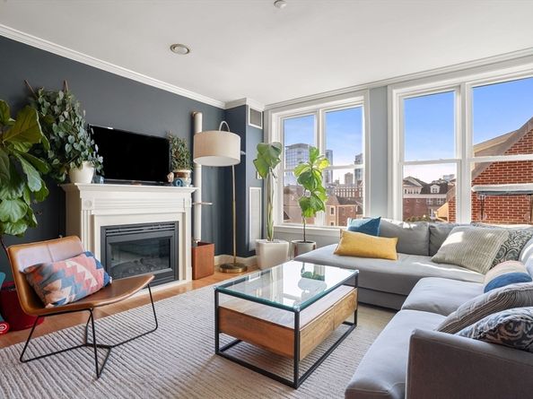 65 Chelsea Street 305, Boston MA 02129