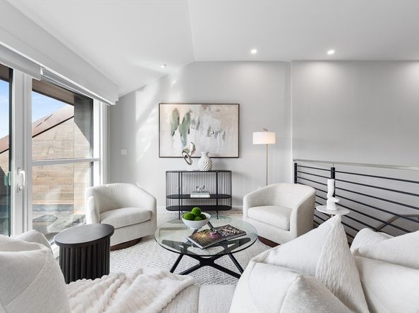 771 Harrison Ave PH612, Boston MA 02118