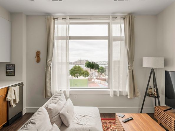 99 Sumner St 413, Boston MA 02128