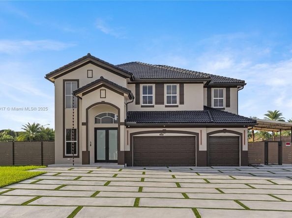 12904 SW 222nd St, Miami FL 33170