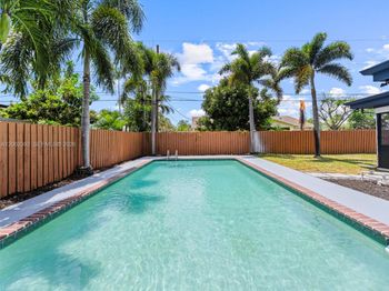 949 Lighthouse Dr