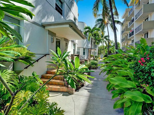 6911 Bay Dr 3, Miami Beach FL 33141