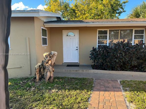 1625 NW 9th Ave, Fort Lauderdale FL 33311