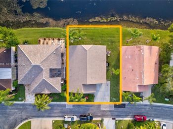 112 Caribe Ct