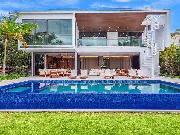 1785 Cleveland Rd, Miami Beach FL 33141