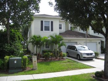 4205 EMERALD Vista