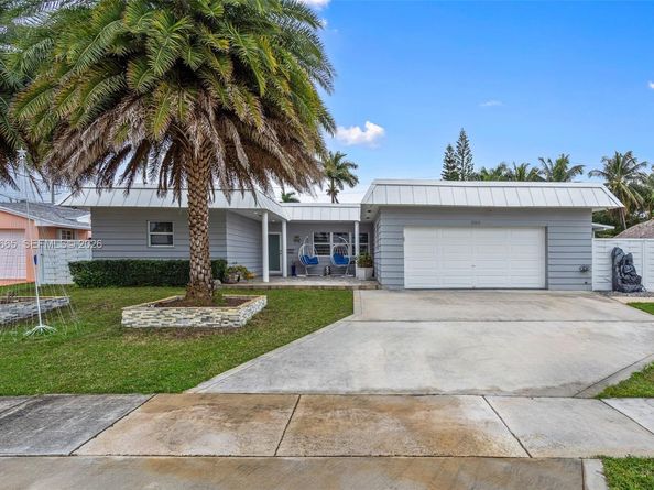 2918 Cleveland St, Hollywood FL 33020