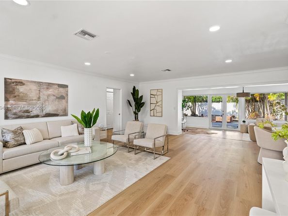 3633 NE 24th Ave, Fort Lauderdale FL 33308