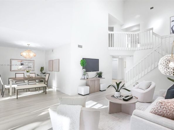 7829 La Mirada Dr, Boca Raton FL 33433