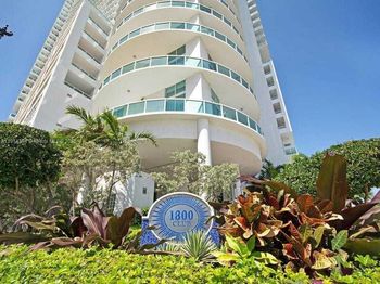 1800 N Bayshore Dr