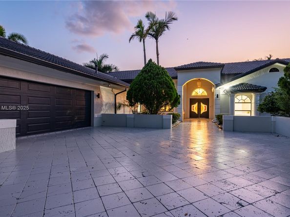 1361 NW 116th Ave, Plantation FL 33323