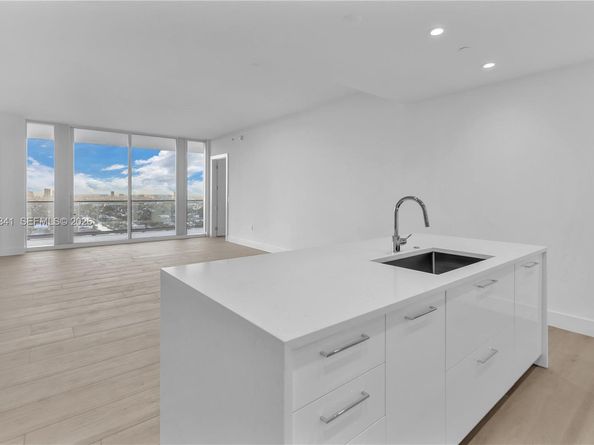 153 N Seabreeze Blvd 2003S, Fort Lauderdale FL 33304