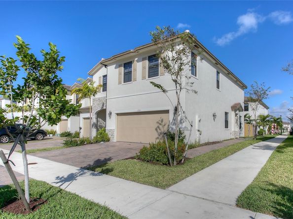 12911 SW 231st Ter, Miami FL 33170