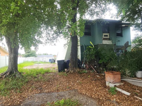 Undisclosed Address #A11976418, North Lauderdale FL 33068