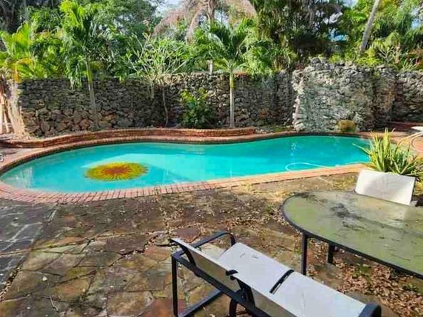 3840 Crawford Ave, Miami FL 33133