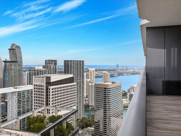 801 S Miami Ave 5509, Miami FL 33130