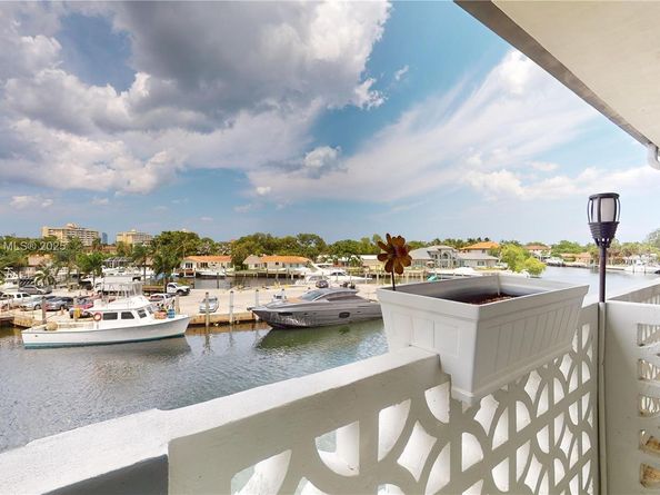 13105 Ixora Ct 303, North Miami FL 33181