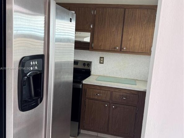 9041 Sunrise Lakes Blvd 303, Sunrise FL 33322