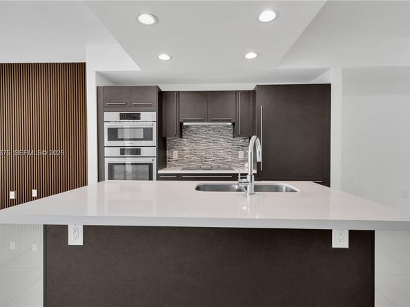 7751 NW 107th Ave 518, Doral FL 33178