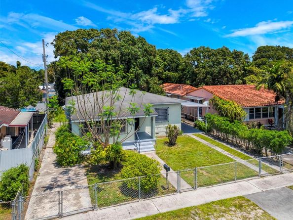167 W 34th St, Hialeah FL 33012
