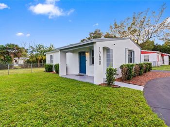 1700 NW 13th St