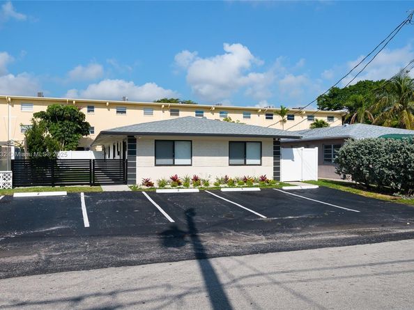 329 SE 12th Ave, Pompano Beach FL 33060