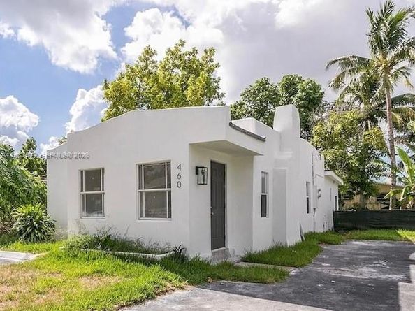460 NW 82nd Ter, Miami FL 33150