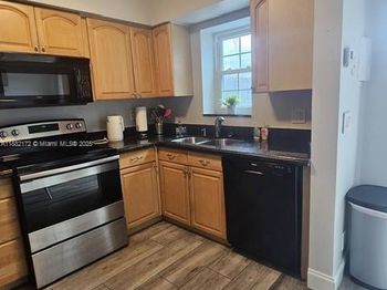 2708 NE 14th St Cswy