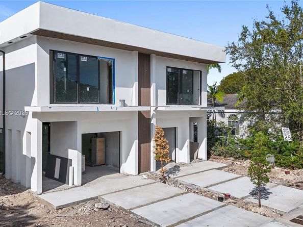 13 SE 12th Ave, Fort Lauderdale FL 33301