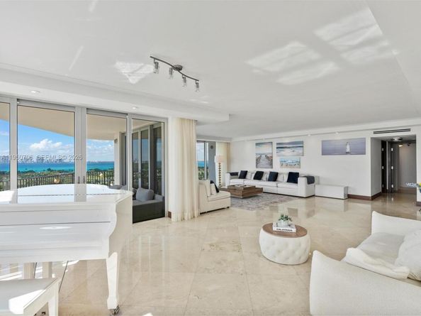 5660 Collins Ave 18A, Miami Beach FL 33140