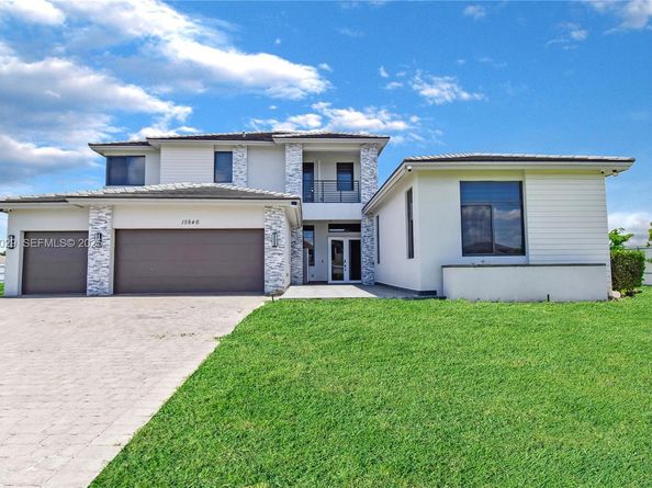 15846 SW 49th St, Southwest Ranches FL 33331