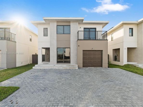 275 NW 13th Pl, Florida City FL 33034