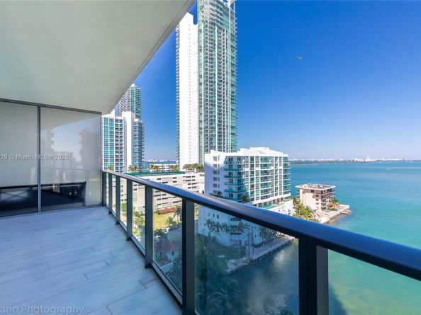 460 NE 28th St 1905, Miami FL 33137